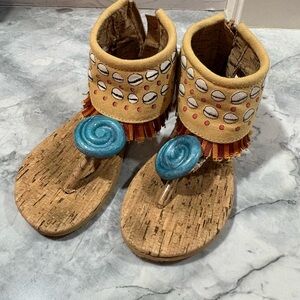 Disney Moana Gladiator Sandals Toddler 7/8 Tan Good Heart of Te Fiti Fringe